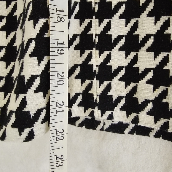 Houndstooth Skirt Classic Knee Length Pencil Zip Slit Stretch GO Inter Sz 12 - Picture 4 of 9